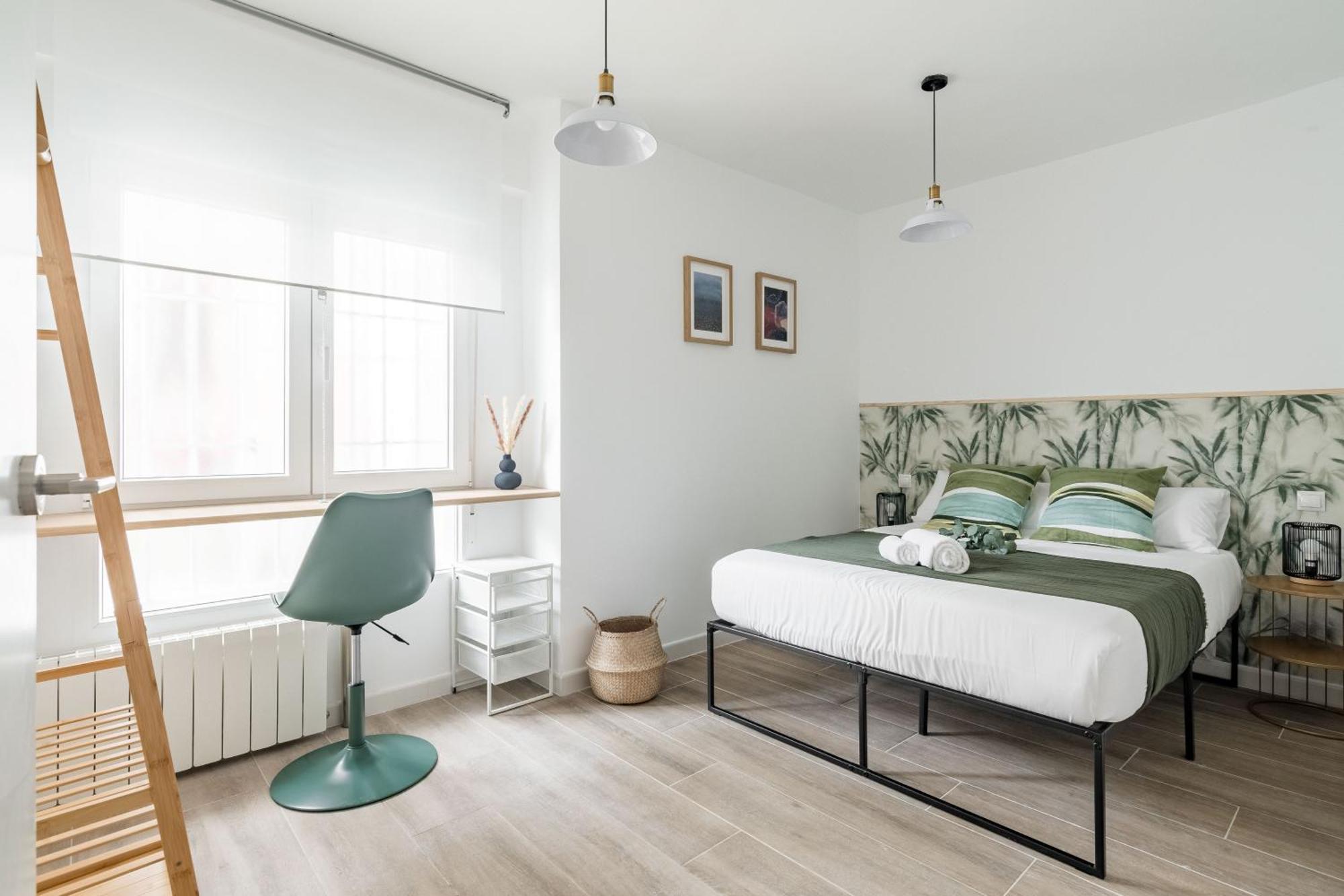 Urban Rooms Madrid Ventas, Madrid